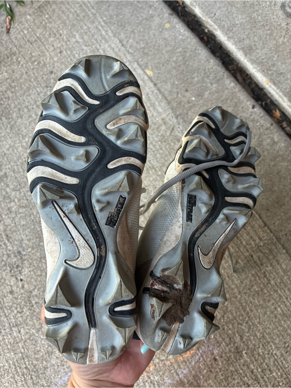 Youth Nike Force Trout Baseball Cleats In light Gray - Picture 3 of 4